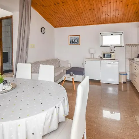 Apartments Ante Pakostane Exterior photo